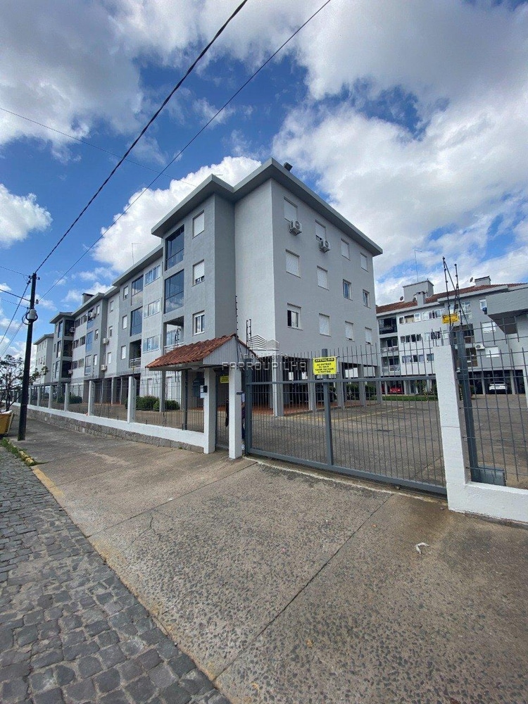 Apartamento Semi-Mobiliado